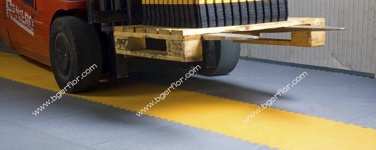 工業(yè)地面處理之道：工業(yè)地板有效解決地坪常出現(xiàn)起砂、灰塵等問題